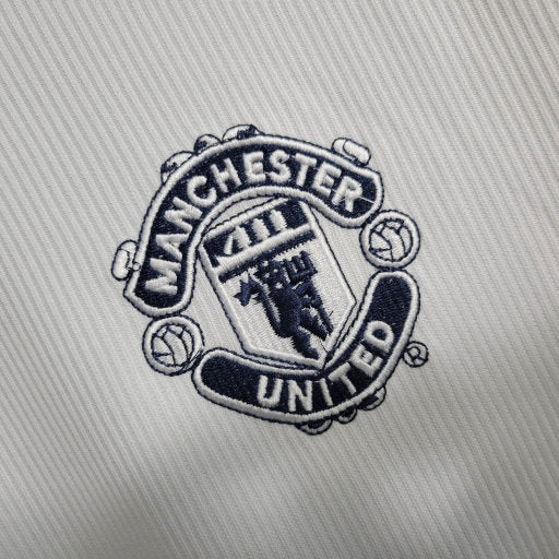 Manchester United 02-04 Away Retrô Manga Longa