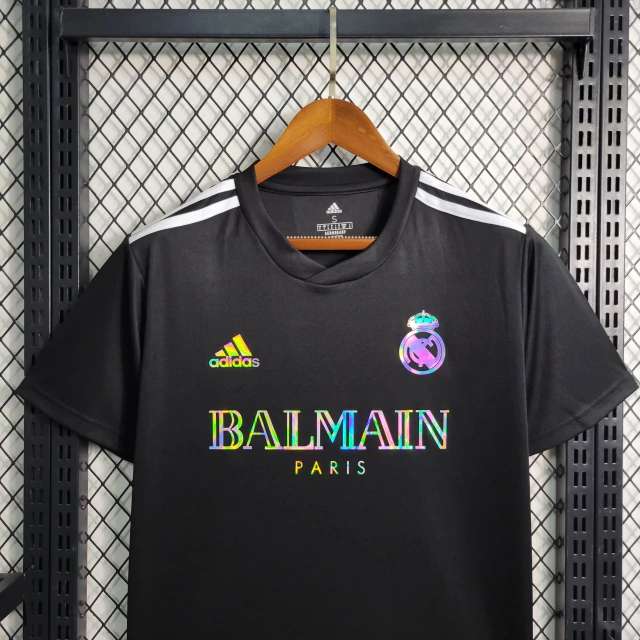 Camisa Real Madrid Black Balmain Refletiva - Versão Torcedor